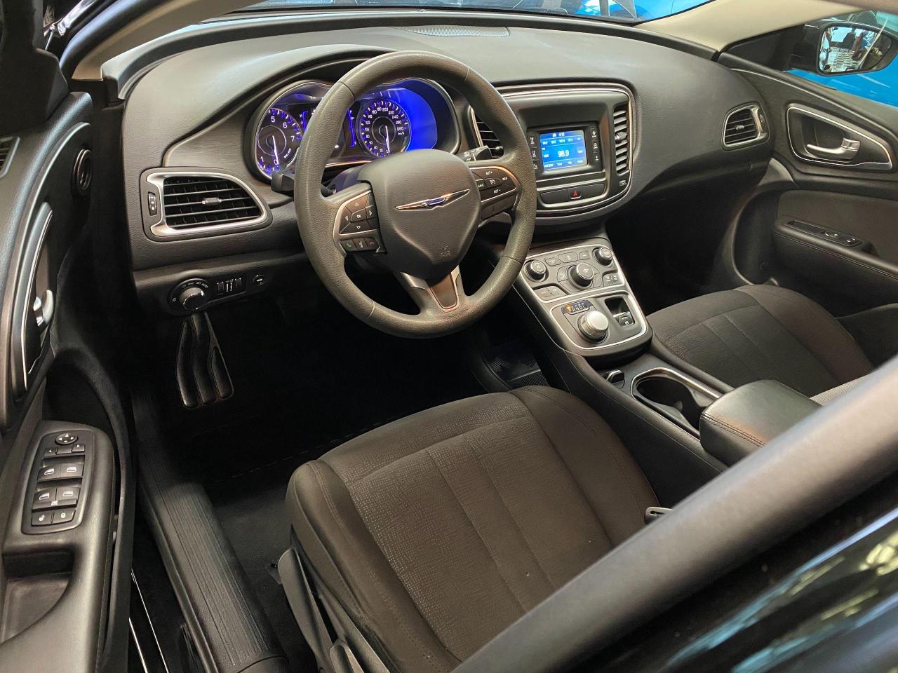 2016 Chrysler 200 LX+Tinted+New Brakes+TUXMATs+ACCIDENT FREE - Photo #15