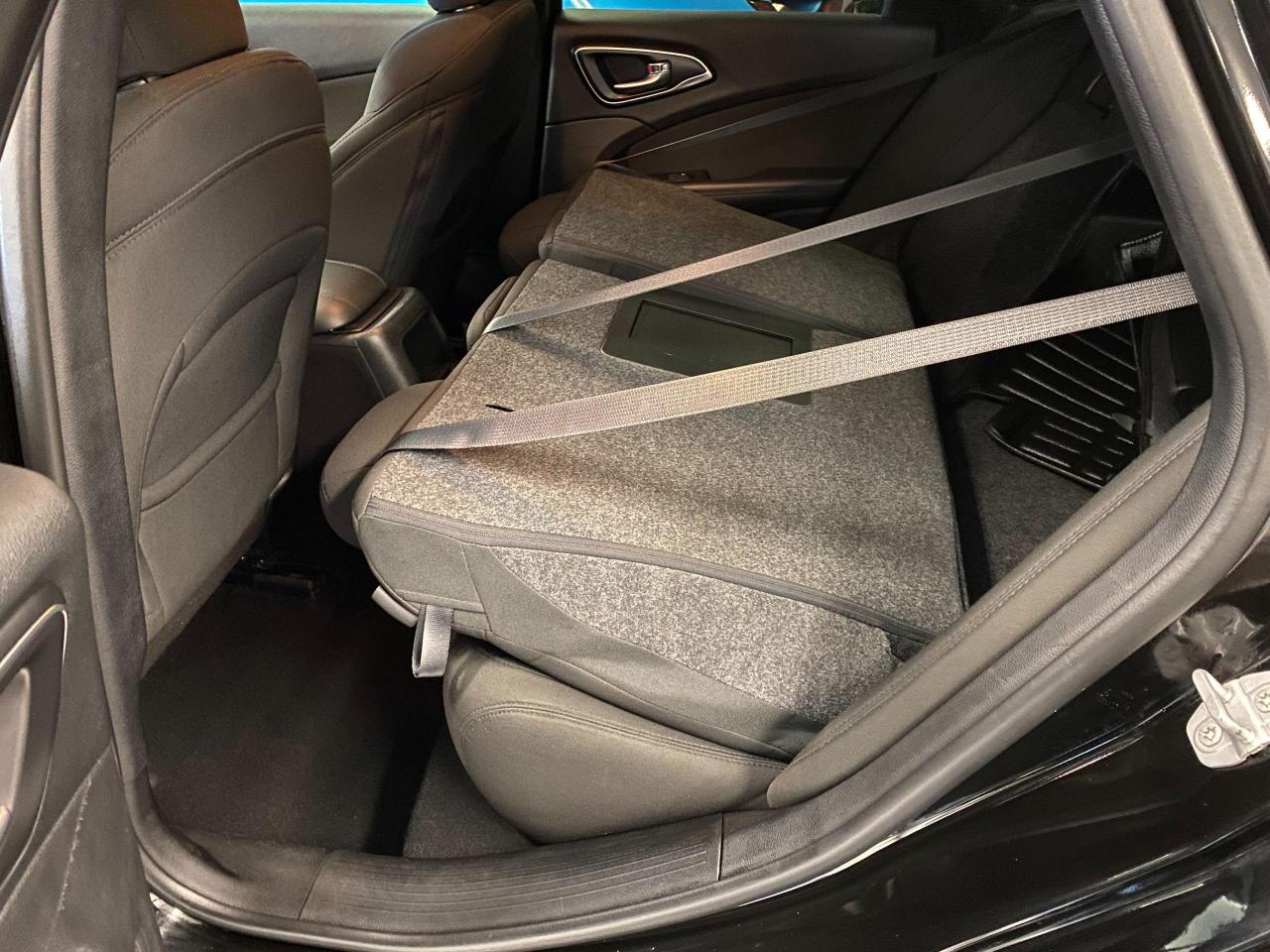 2016 Chrysler 200 LX+Tinted+New Brakes+TUXMATs+ACCIDENT FREE - Photo #23