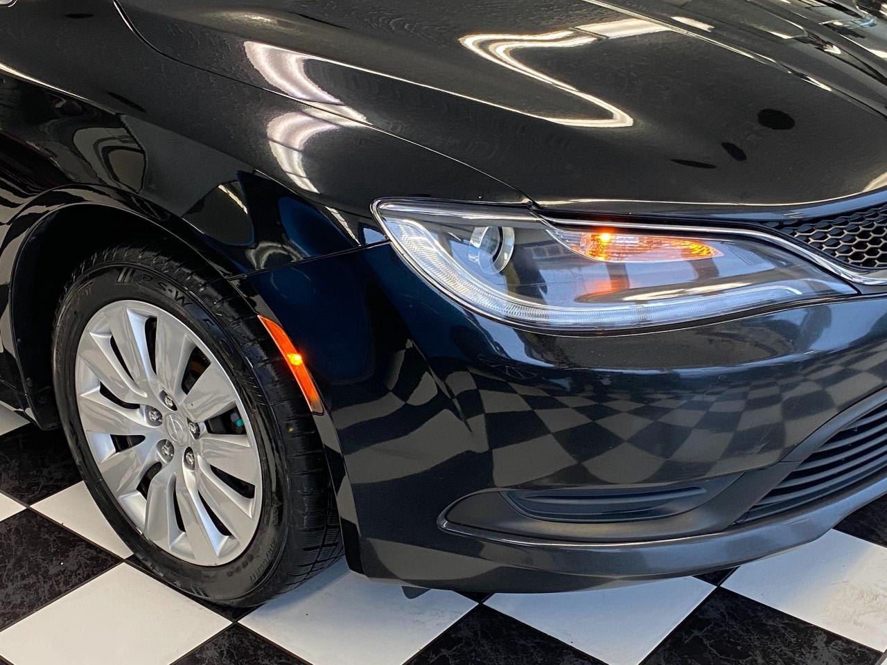 2016 Chrysler 200 LX+Tinted+New Brakes+TUXMATs+ACCIDENT FREE - Photo #34