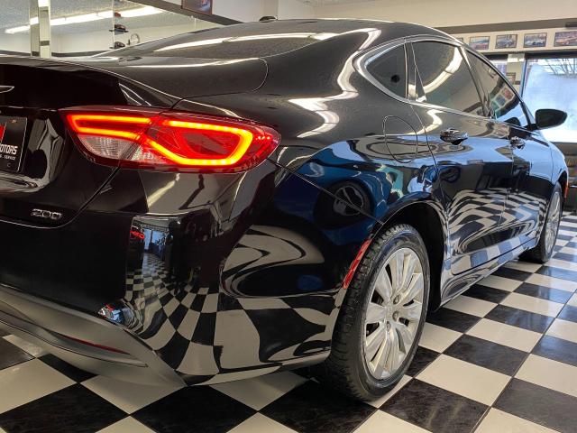 2016 Chrysler 200 LX+Tinted+New Brakes+TUXMATs+ACCIDENT FREE Photo37