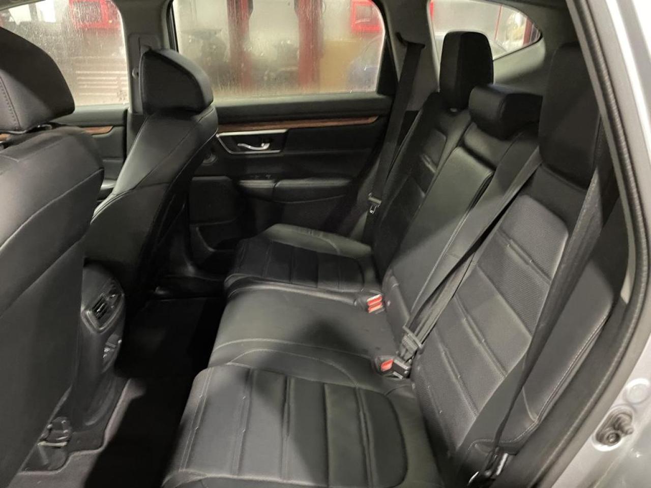 2019 Honda CR-V Touring Photo