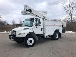 2007 Freightliner M2 Business Class BUCKET TRUCK - Photo #1