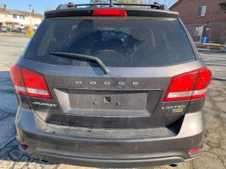 2016 Dodge Journey Limited with 7 Seats, DVD and Sunroof - Photo #6