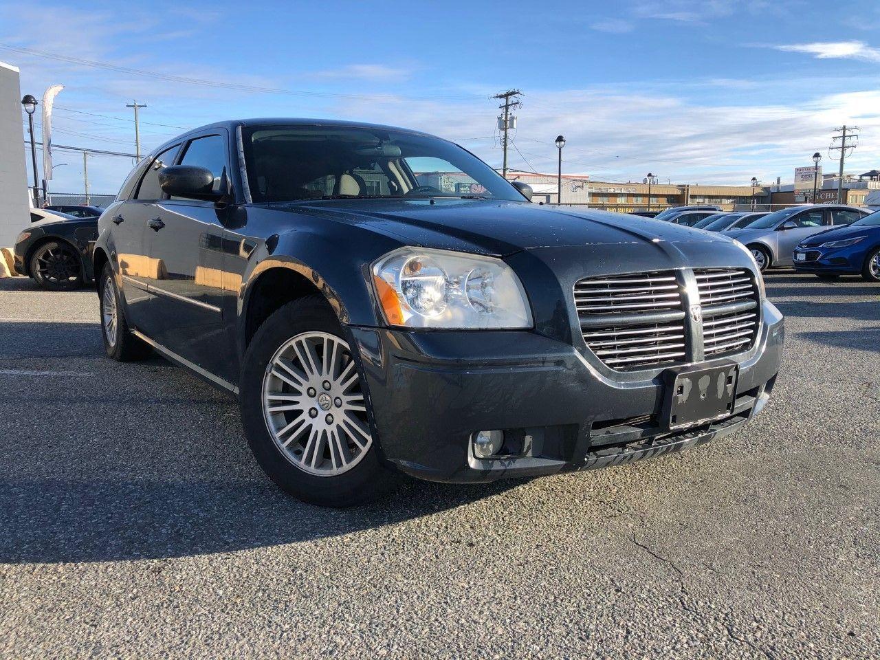 Photo of Blue 2007 Dodge Magnum