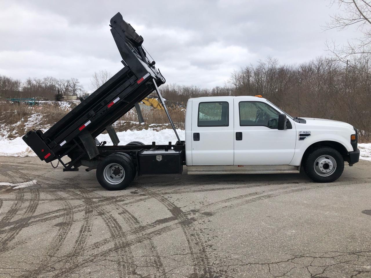 2010 Ford F-350 Dump Truck - Photo #8