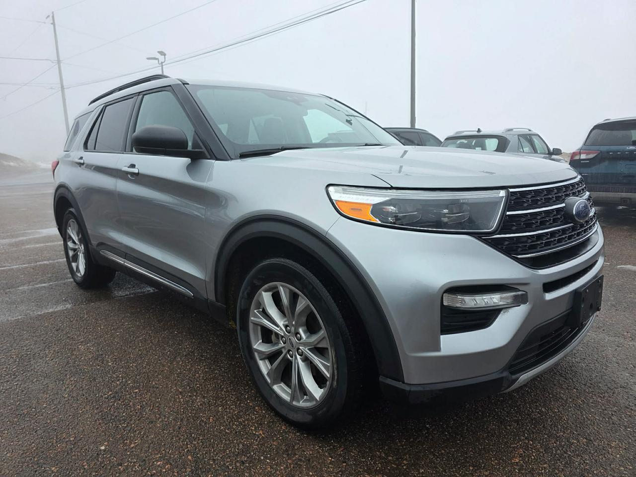 2021 Ford Explorer XLT Photo4