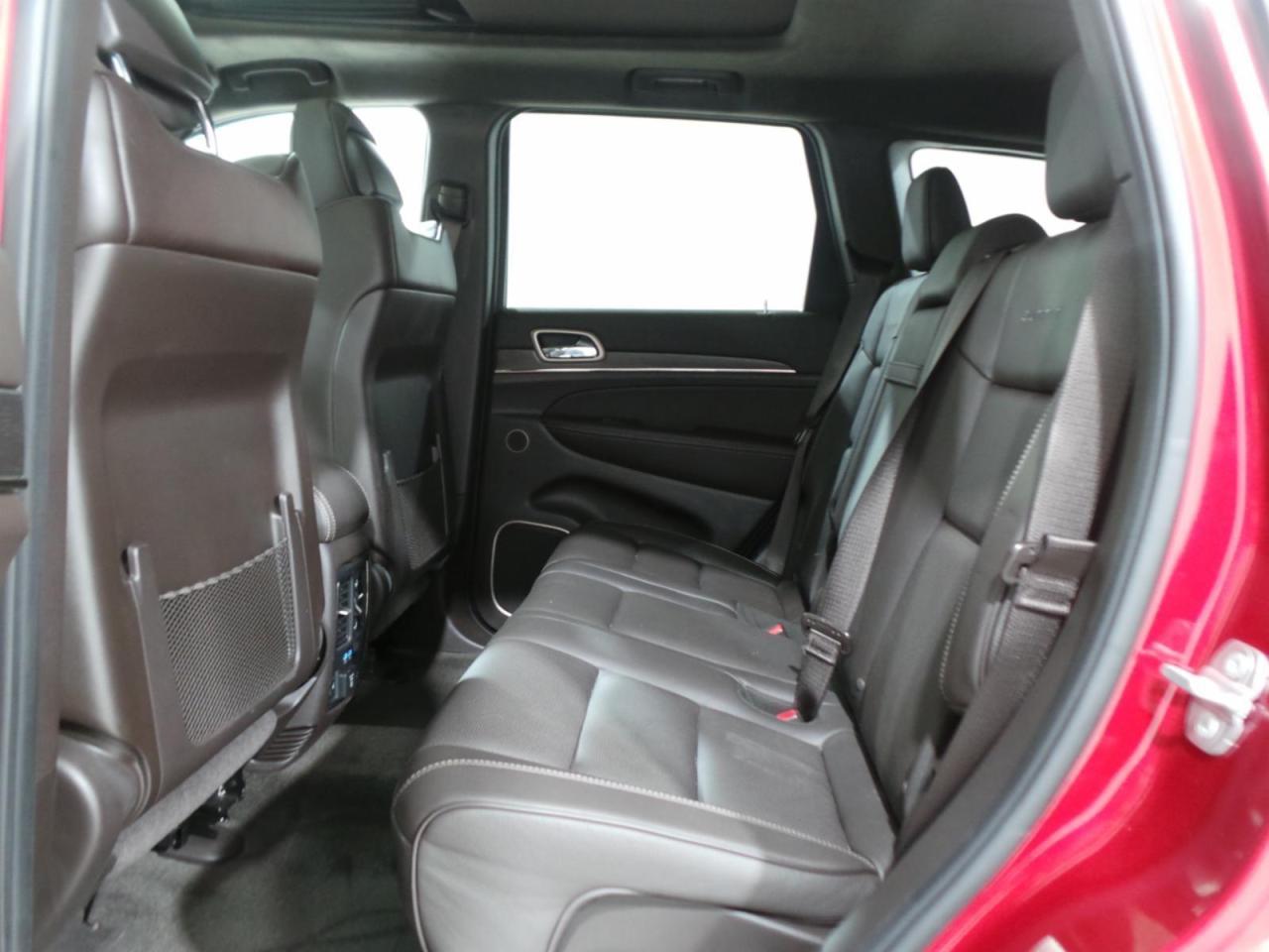 2014 Jeep Grand Cherokee Summit Eco Diesel - Photo #10
