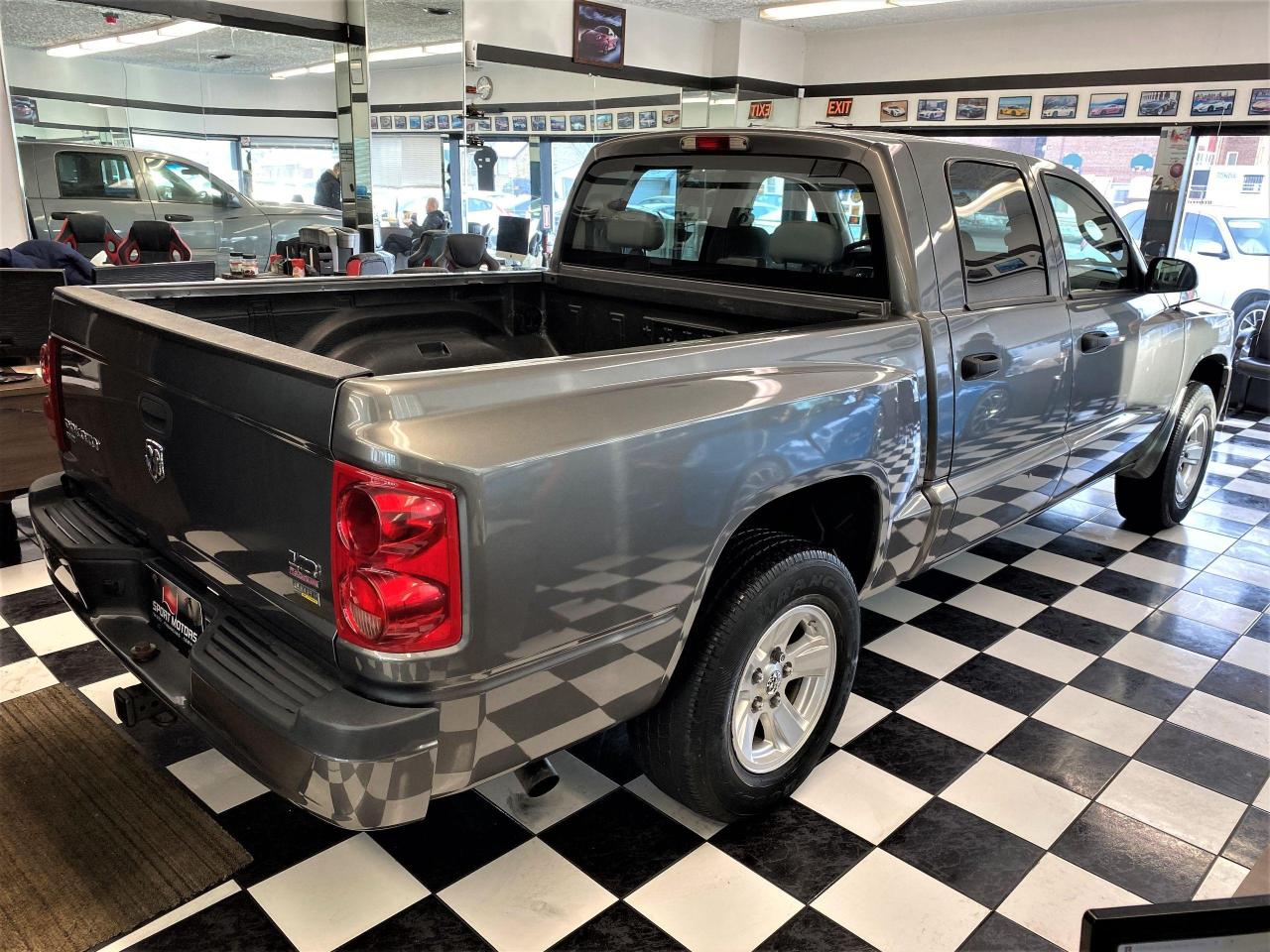 2008 Dodge Dakota SXT 4.7L V8 4x4+New Brakes+ACCIDENT FREE - Photo #4