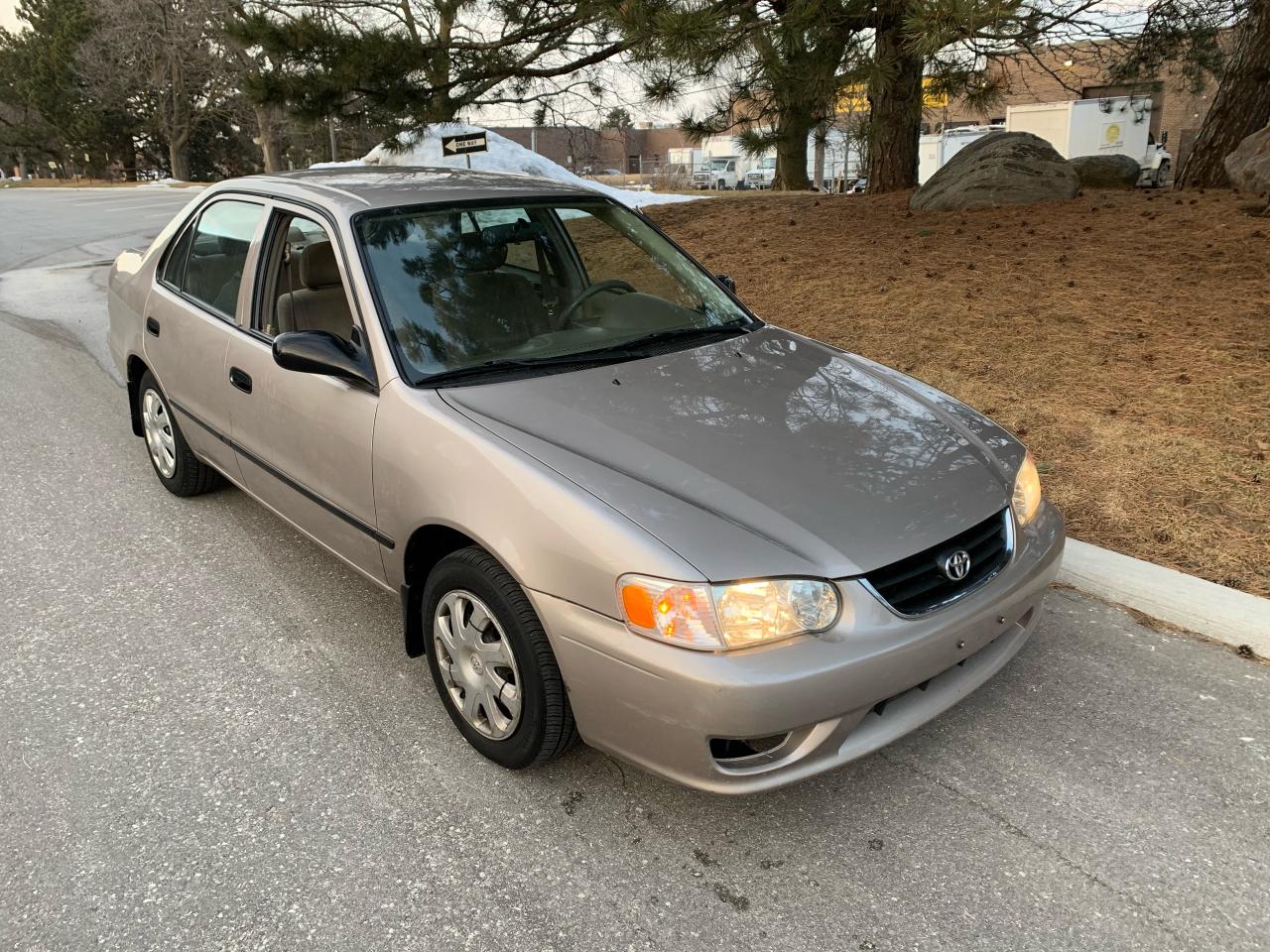 2002 Toyota Corolla CE PLUS-ONLY 162,557KMS! 1 LOCAL OWNER! NO CLAIMS! - Photo #2