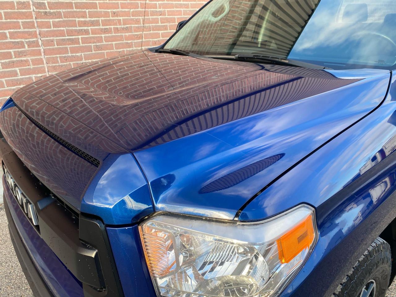 2015 Toyota Tundra SR5 Photo2