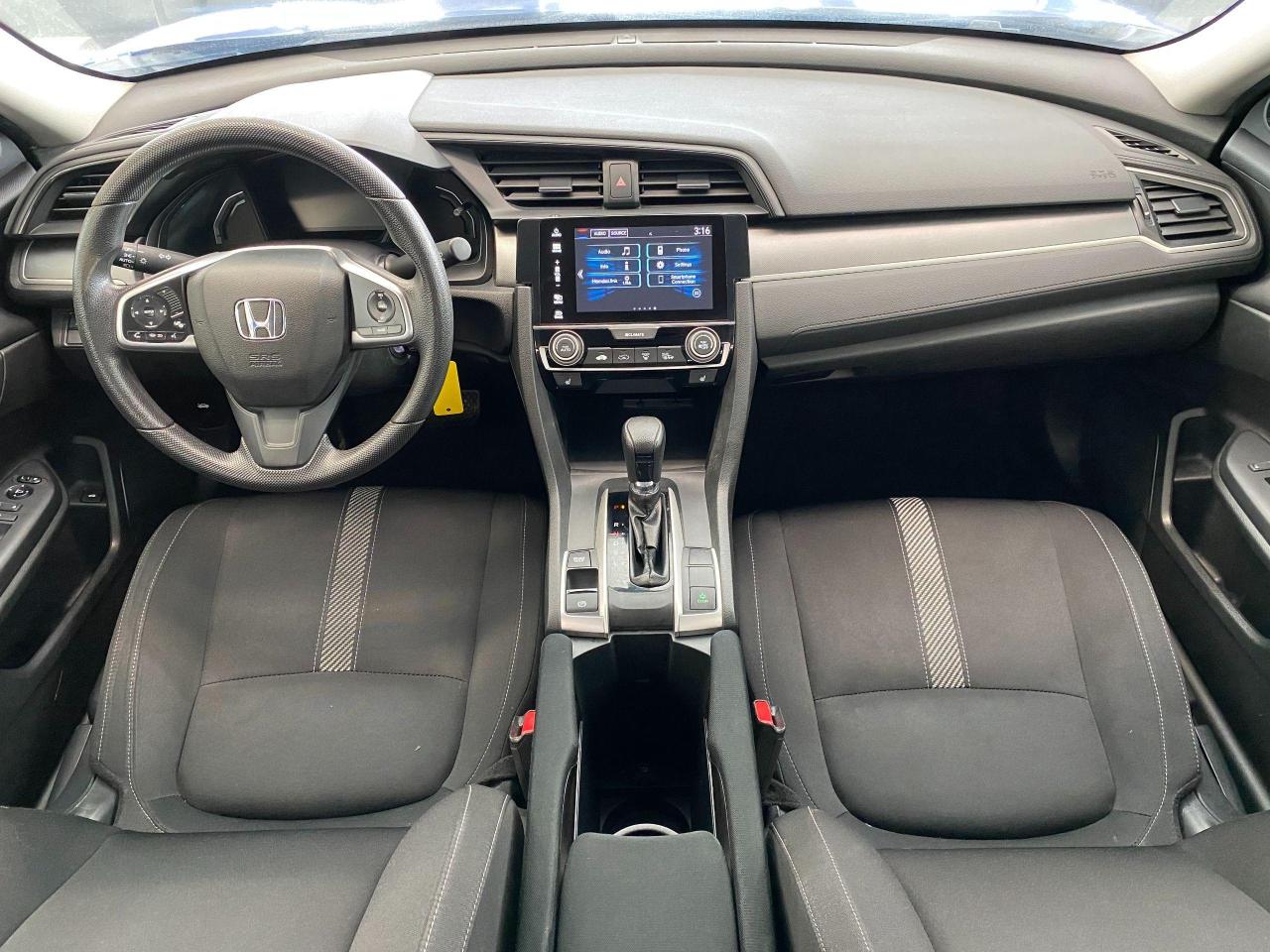 2017 Honda Civic LX+New Tires & Brakes+ApplePlay+ACCIDENT FREE Photo8