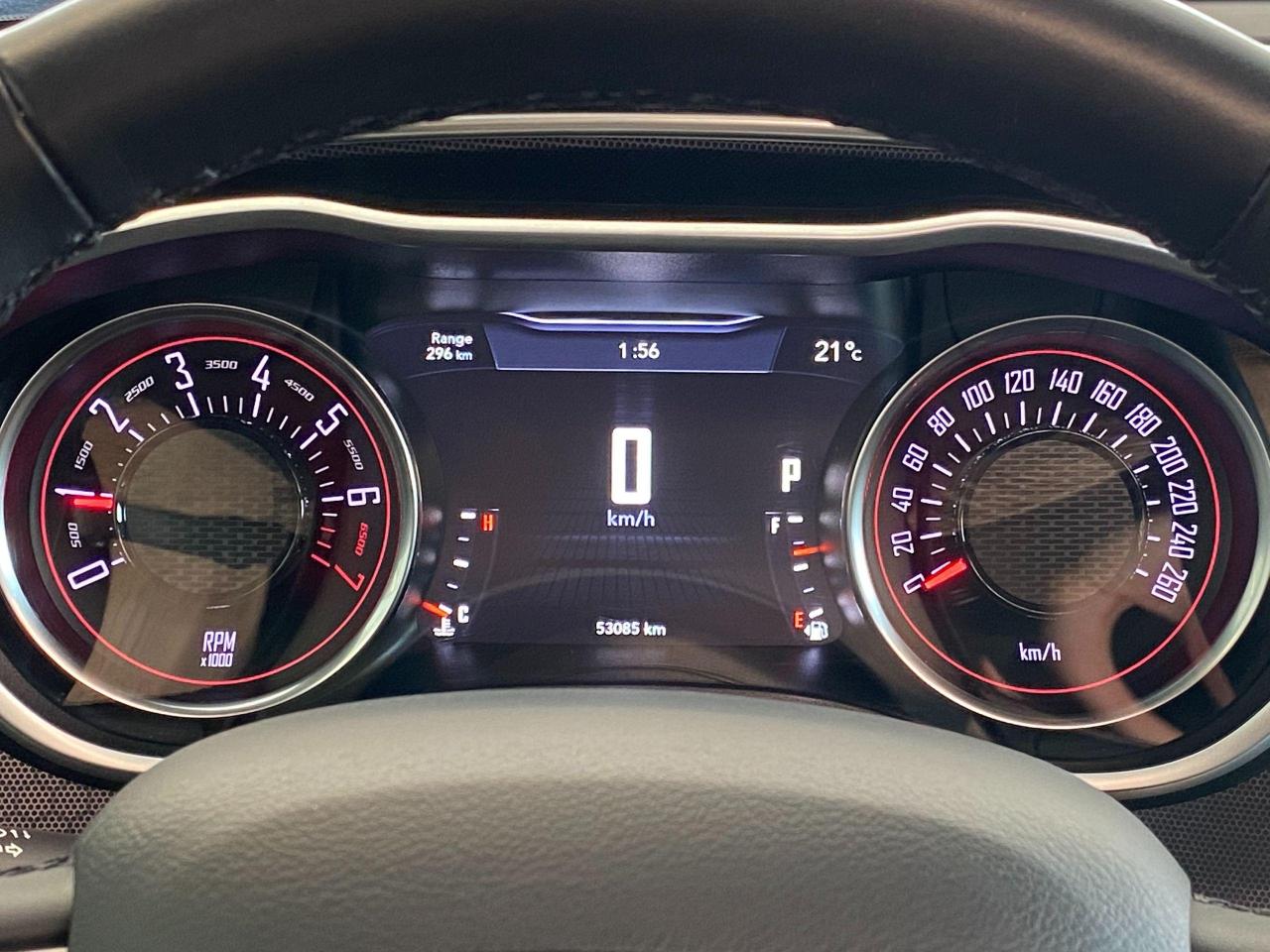 2018 Dodge Challenger SXT Plus+CooledLeather+Roof+NewTires+ACCIDENT FREE - Photo #16