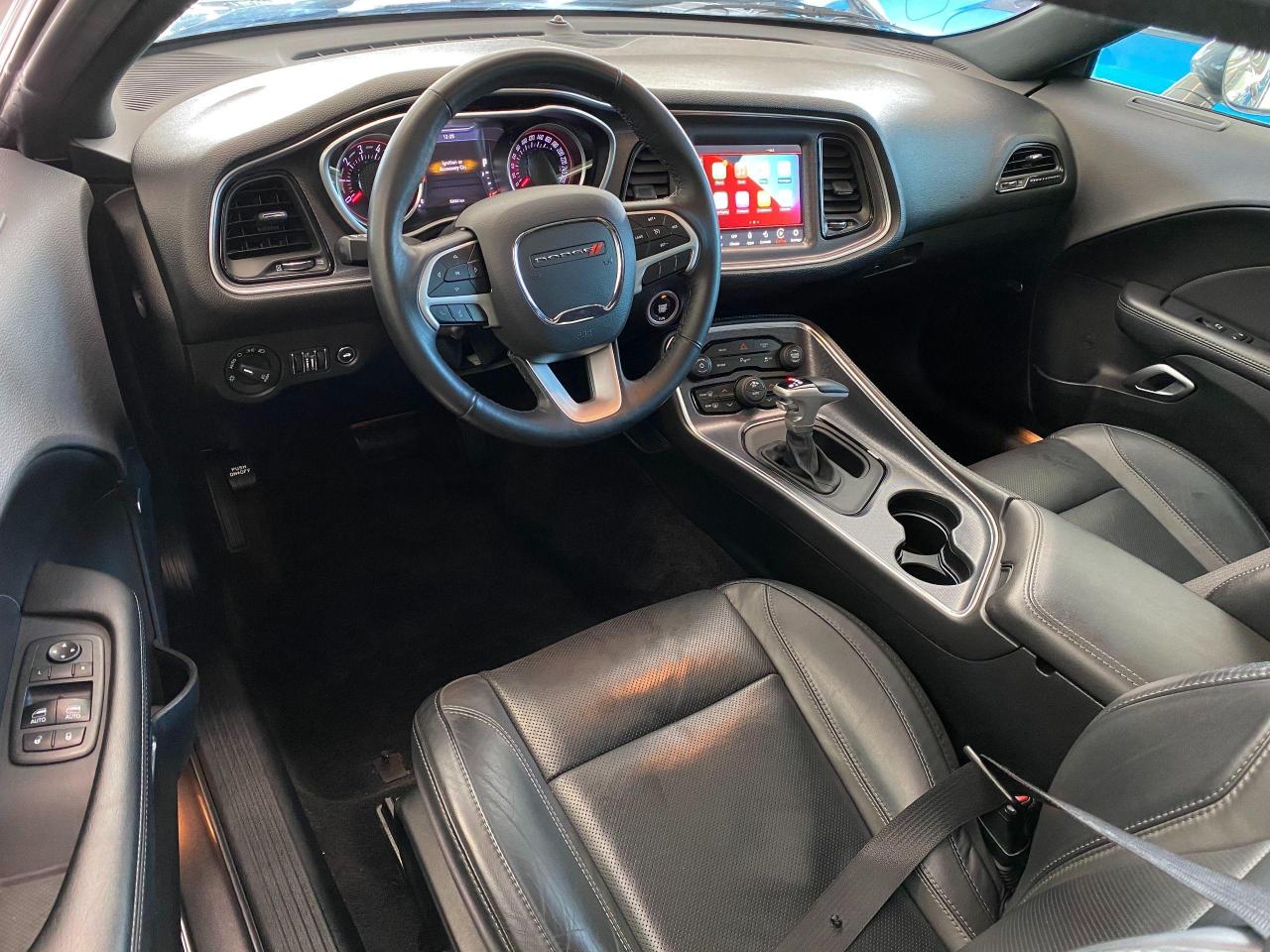 2018 Dodge Challenger SXT Plus+CooledLeather+Roof+NewTires+ACCIDENT FREE - Photo #17