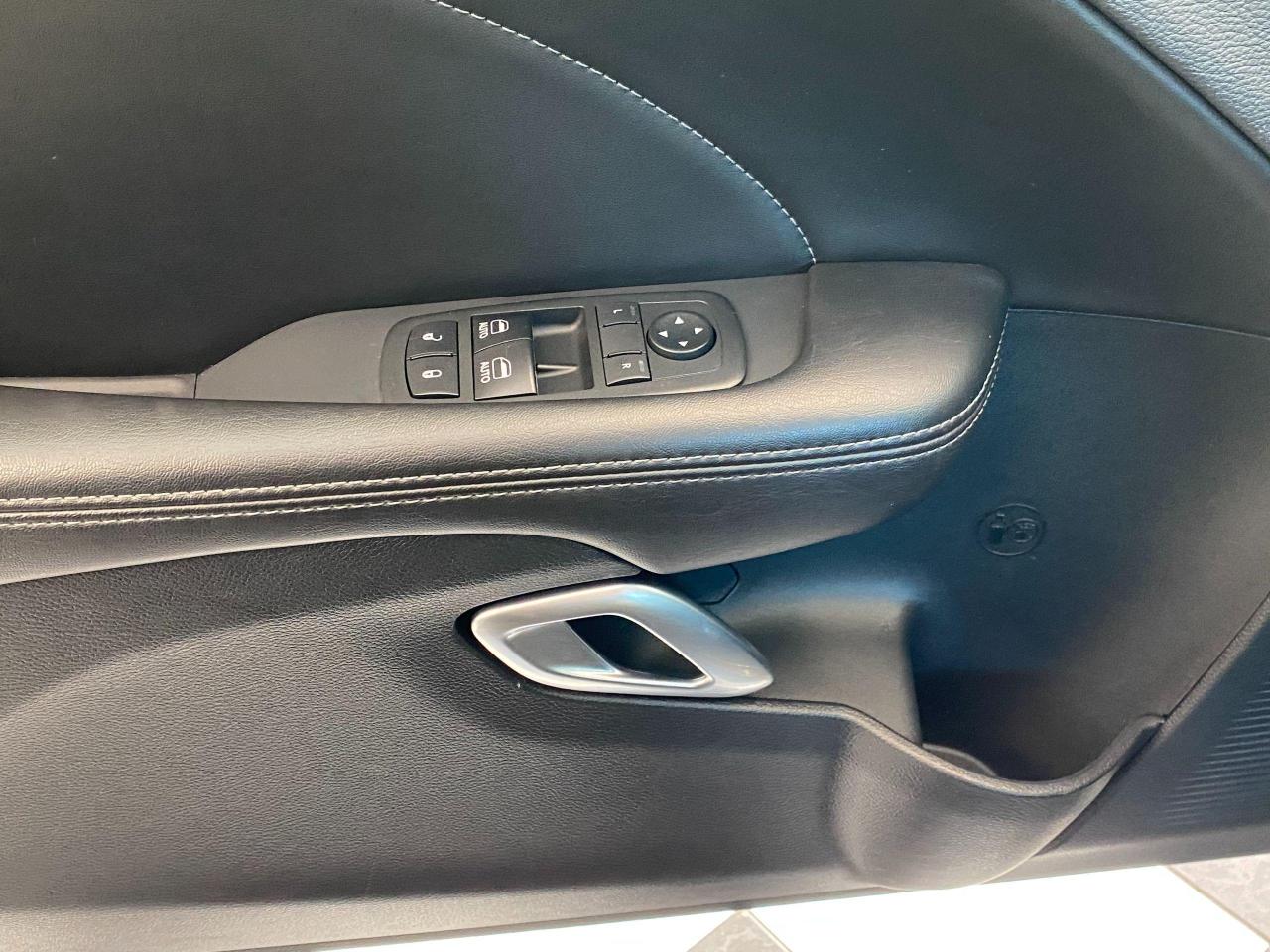 2018 Dodge Challenger SXT Plus+CooledLeather+Roof+NewTires+ACCIDENT FREE - Photo #52