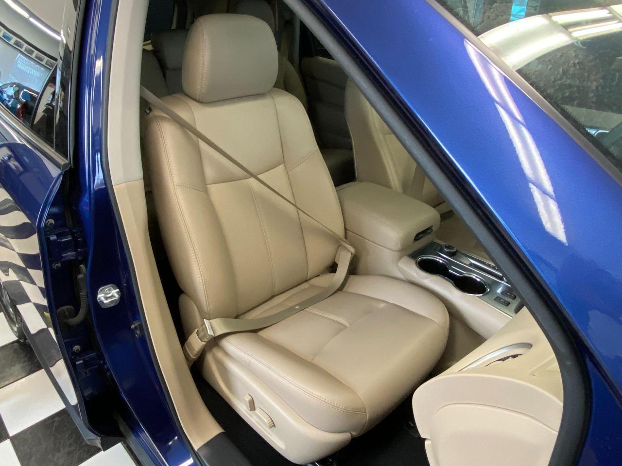 2017 Nissan Pathfinder SL 4x4 7 Passenger+360 CAM+GPS+Roof+ACCIDENT FREE - Photo #19