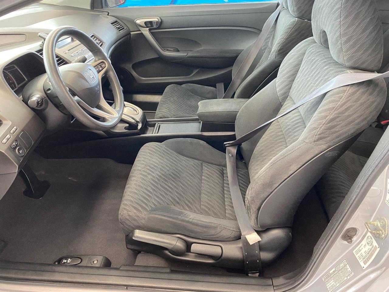 2009 Honda Civic LX+Sunroof+New Tires & Brakes+A/C+ACCIDENT FREE - Photo #17