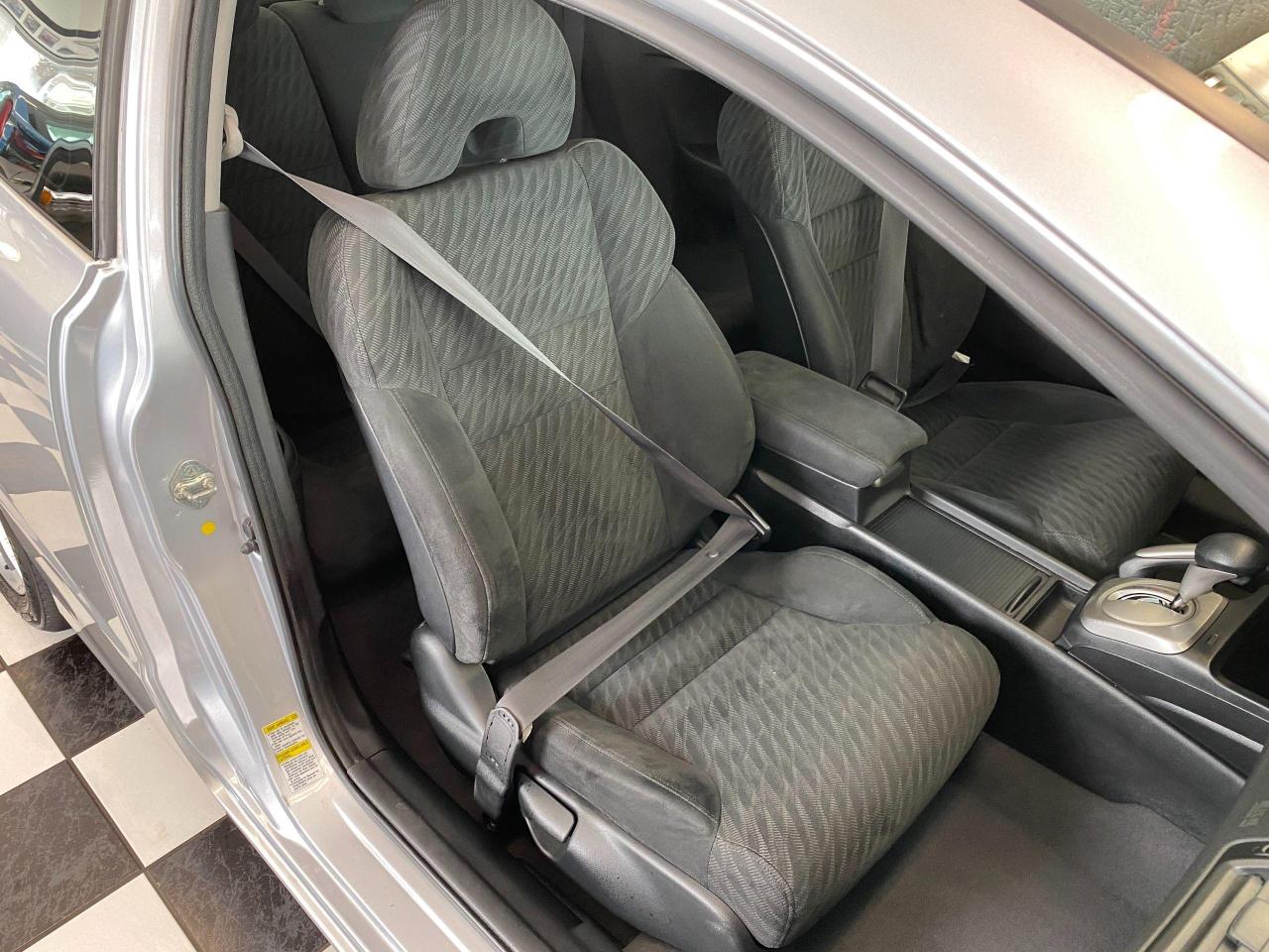 2009 Honda Civic LX+Sunroof+New Tires & Brakes+A/C+ACCIDENT FREE - Photo #21