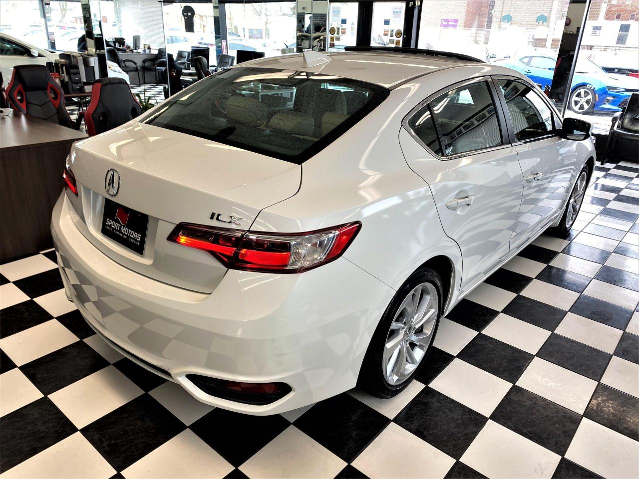 2017 Acura ILX Premium+Camera+TECH+Lane Keep+BSM+ACCIDENT FREE - Photo #4