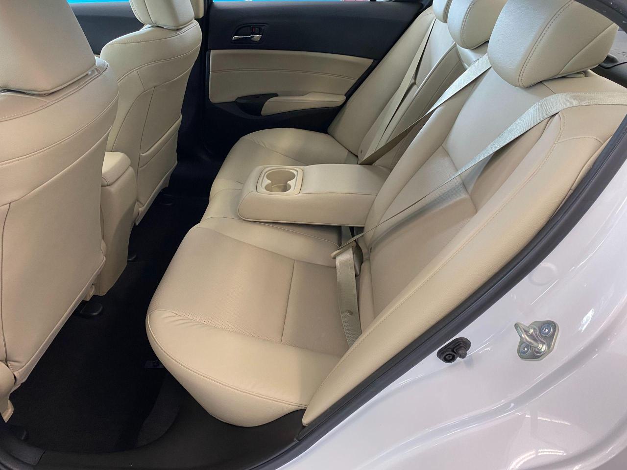 2017 Acura ILX Premium+Camera+TECH+Lane Keep+BSM+ACCIDENT FREE - Photo #23
