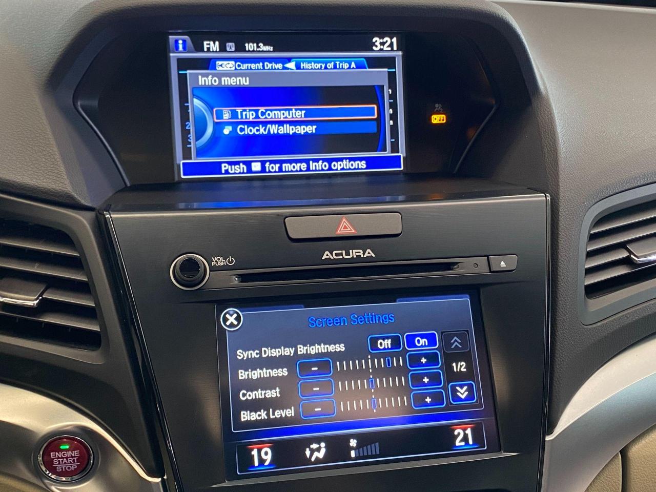 2017 Acura ILX Premium+Camera+TECH+Lane Keep+BSM+ACCIDENT FREE - Photo #32