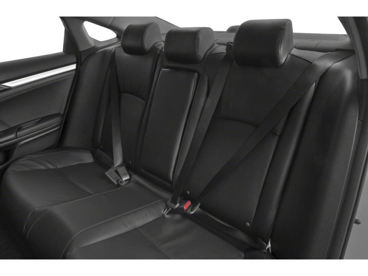 2019 Honda Civic Touring Photo