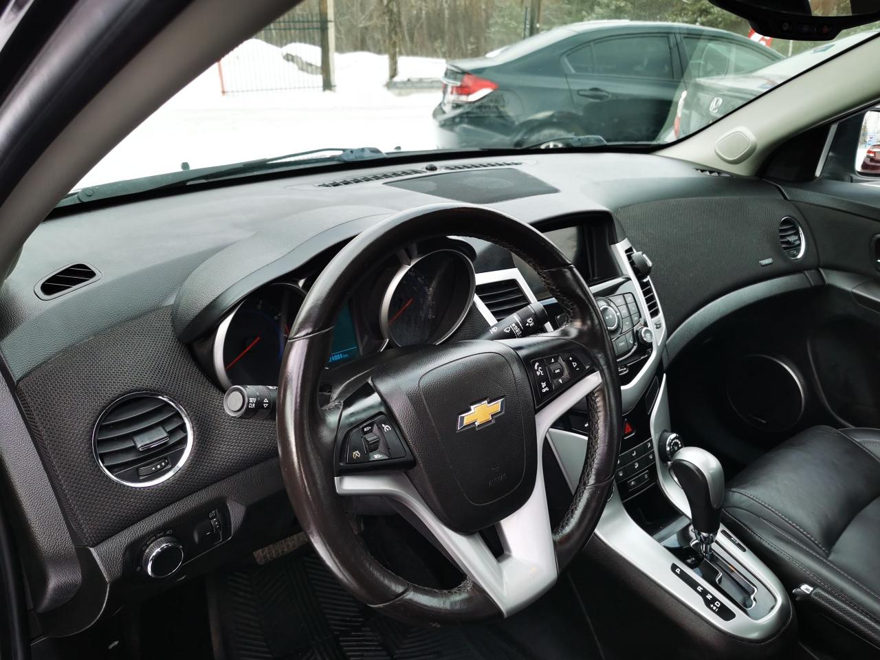 2016 Chevrolet Cruze LT - Photo #6