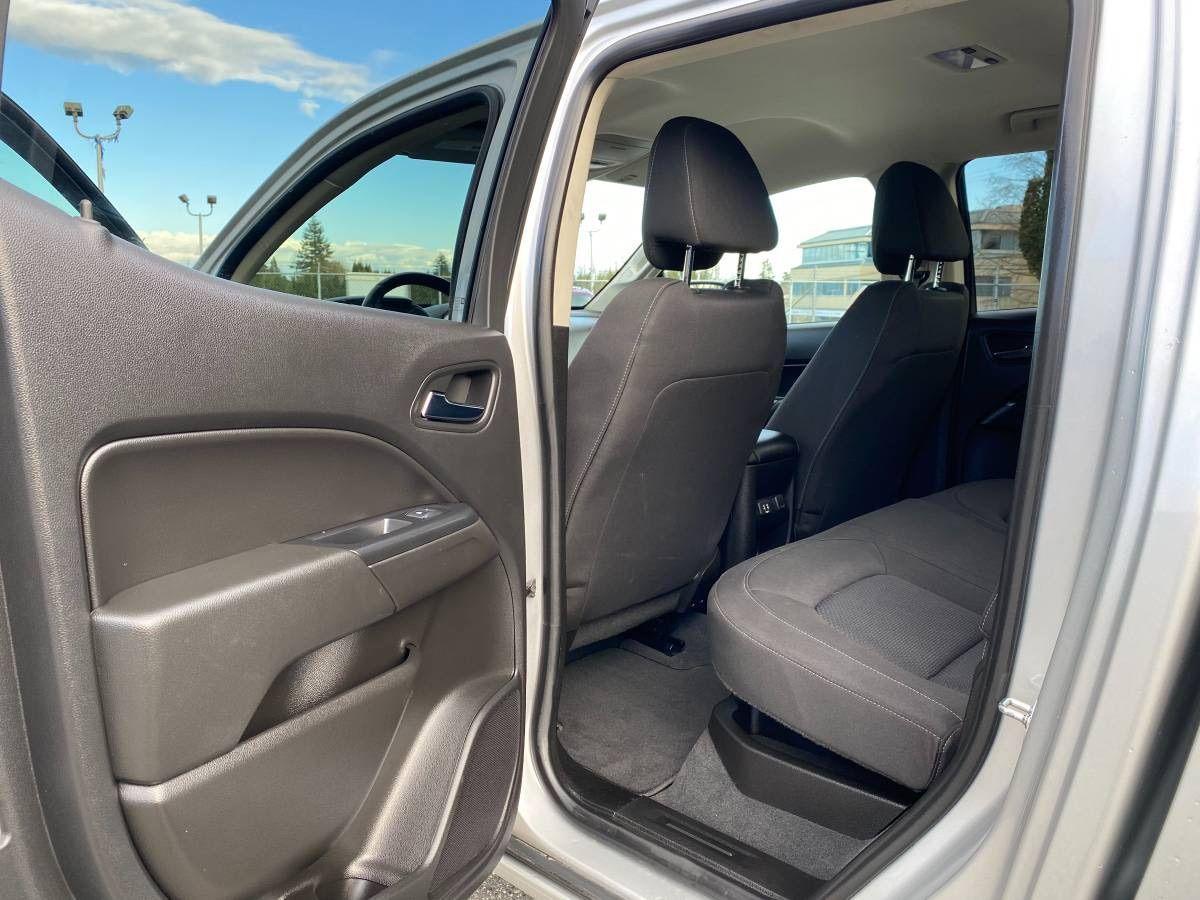 2019 Chevrolet Colorado 4WD LT - Photo #12