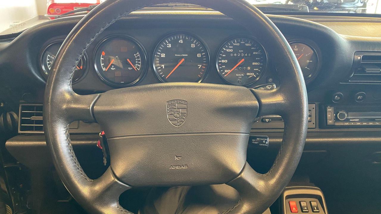 1998 Porsche 911 Carrera  - Photo #16