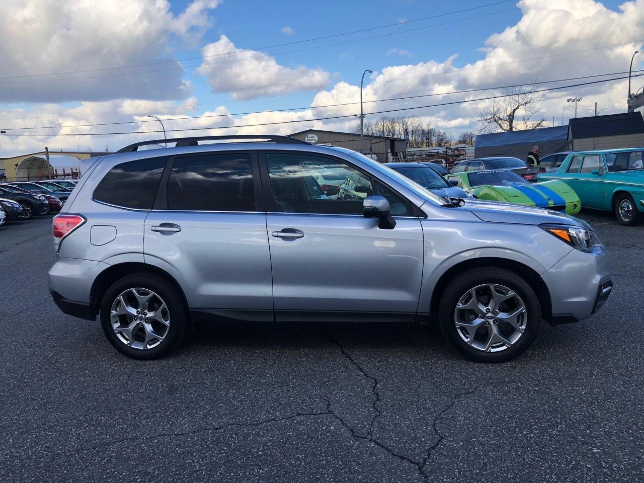 2017 Subaru Forester i Limited w/Tech Pkg - Photo #4