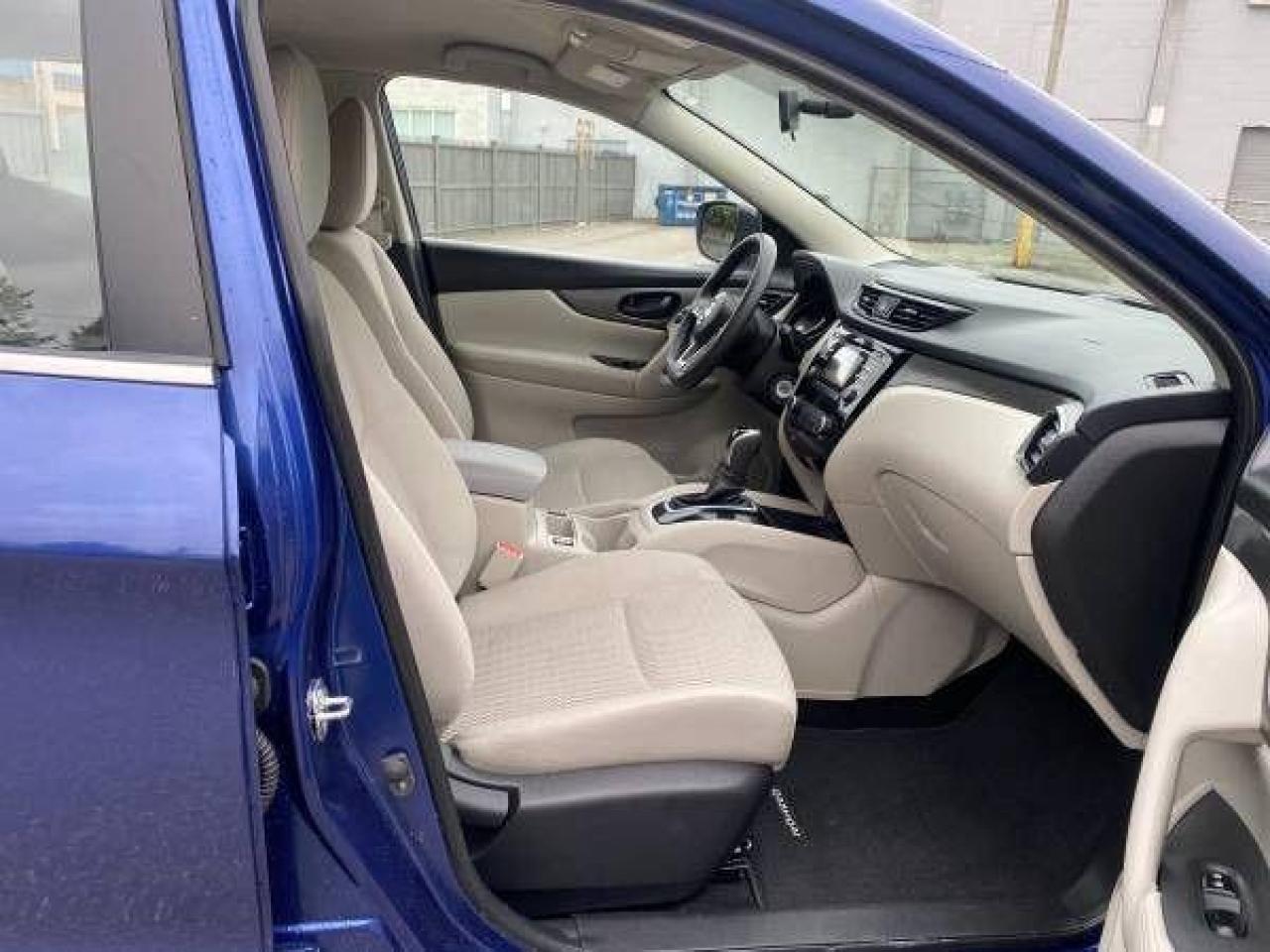 2018 Nissan Qashqai S - Photo #10