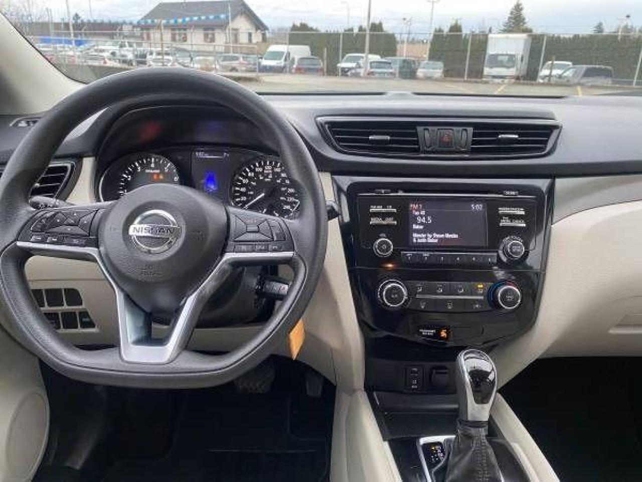 2018 Nissan Qashqai S - Photo #14