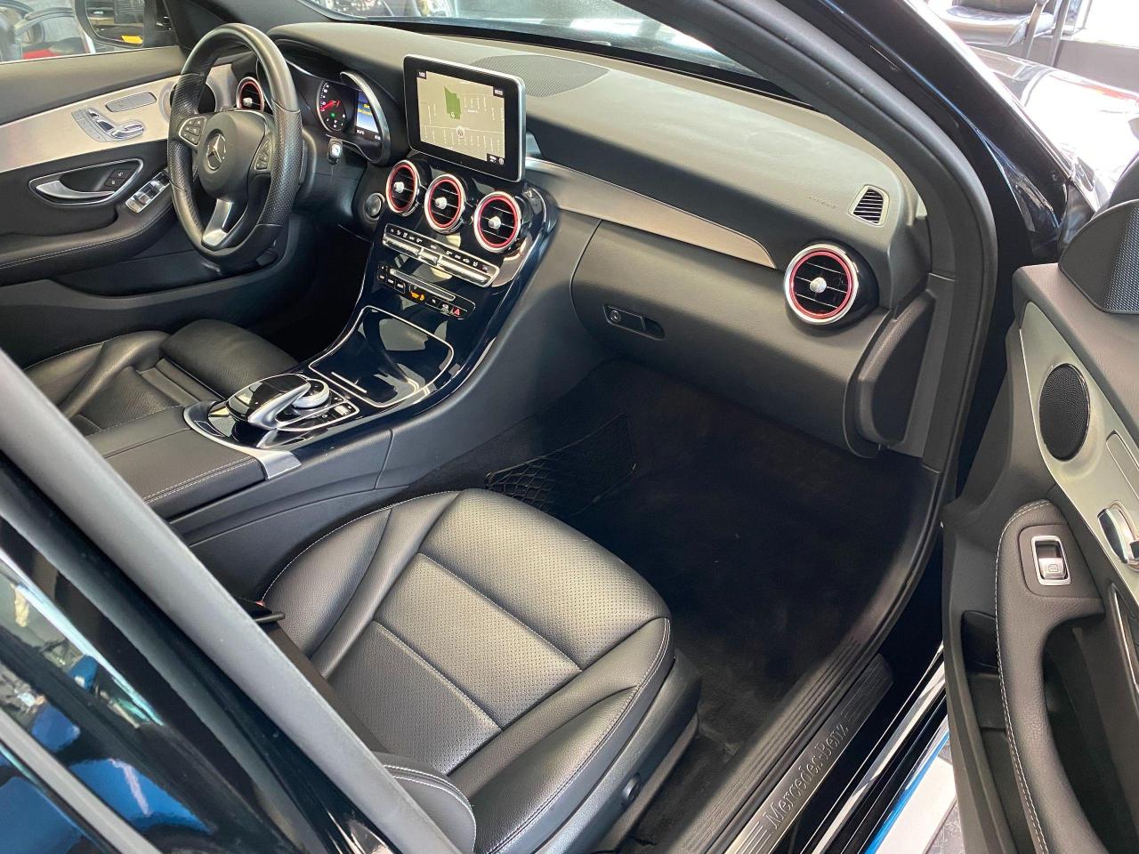 2017 Mercedes-Benz C-Class C300 4MATIC AMG PKG+Xenons+Camera+GPS+ACCIDENTFREE - Photo #19