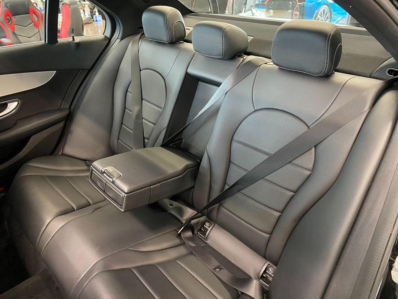 2017 Mercedes-Benz C-Class C300 4MATIC AMG PKG+Xenons+Camera+GPS+ACCIDENTFREE - Photo #23