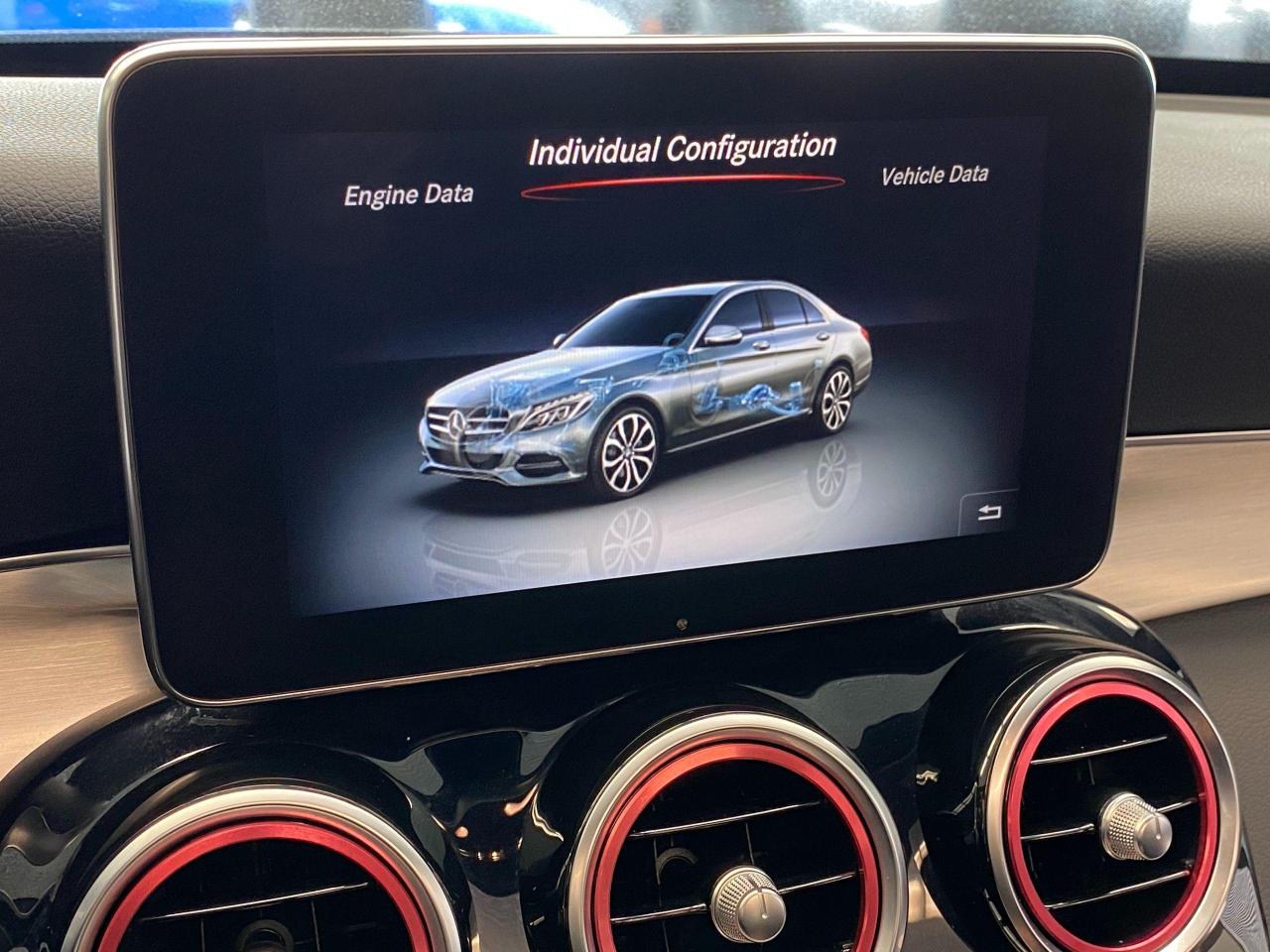 2017 Mercedes-Benz C-Class C300 4MATIC AMG PKG+Xenons+Camera+GPS+ACCIDENTFREE - Photo #33