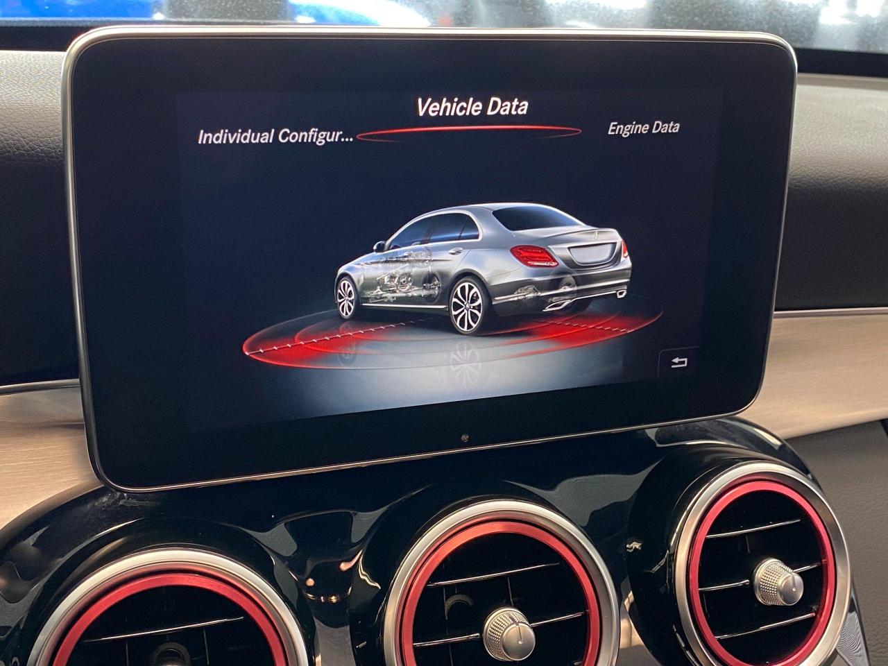 2017 Mercedes-Benz C-Class C300 4MATIC AMG PKG+Xenons+Camera+GPS+ACCIDENTFREE - Photo #35