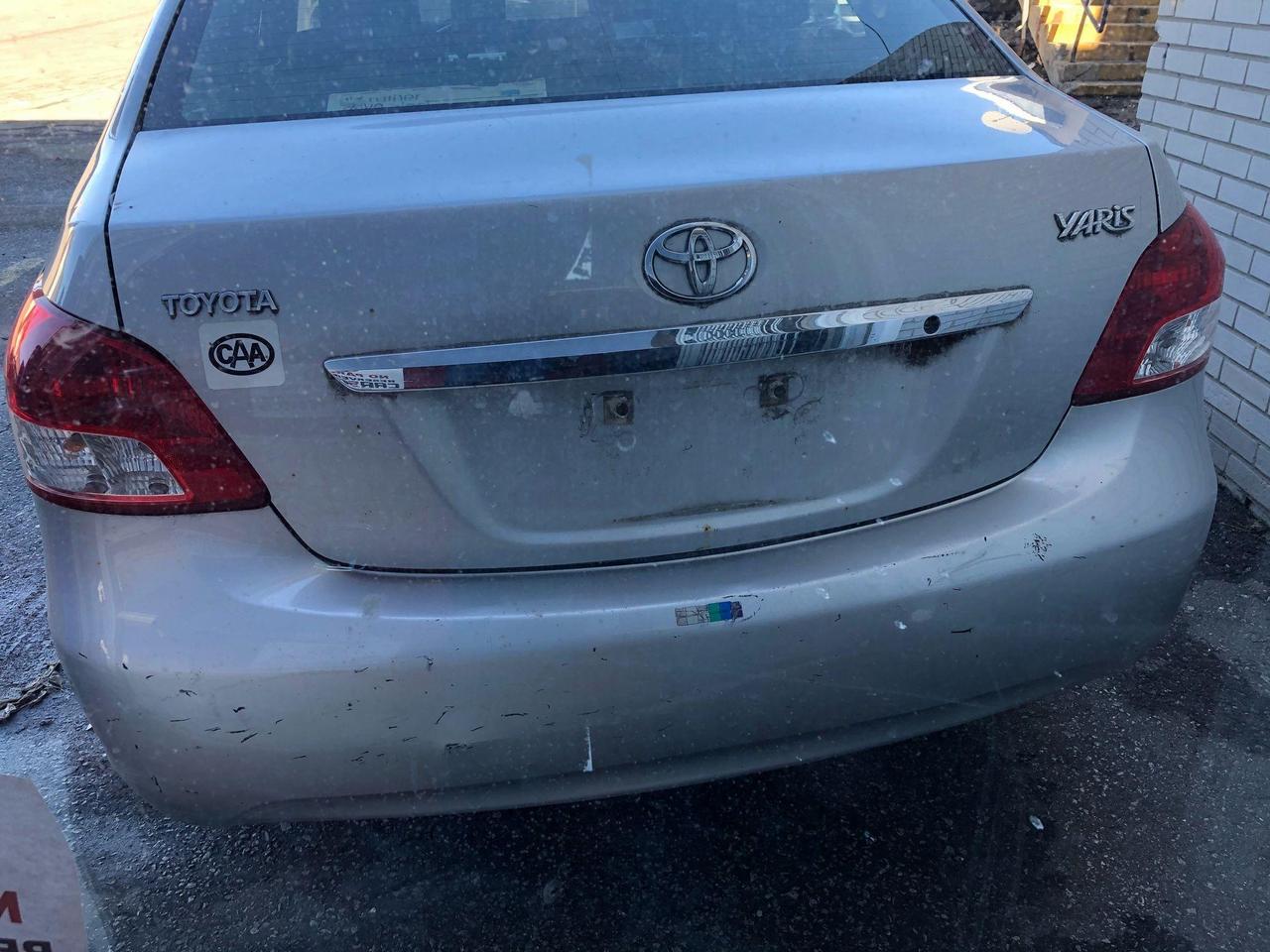2007 Toyota Yaris Auto, Drives Good, New Tires • AS TRADED - Photo #9