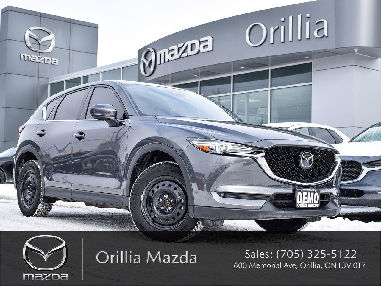 2021 Mazda CX-5 Signature Photo0