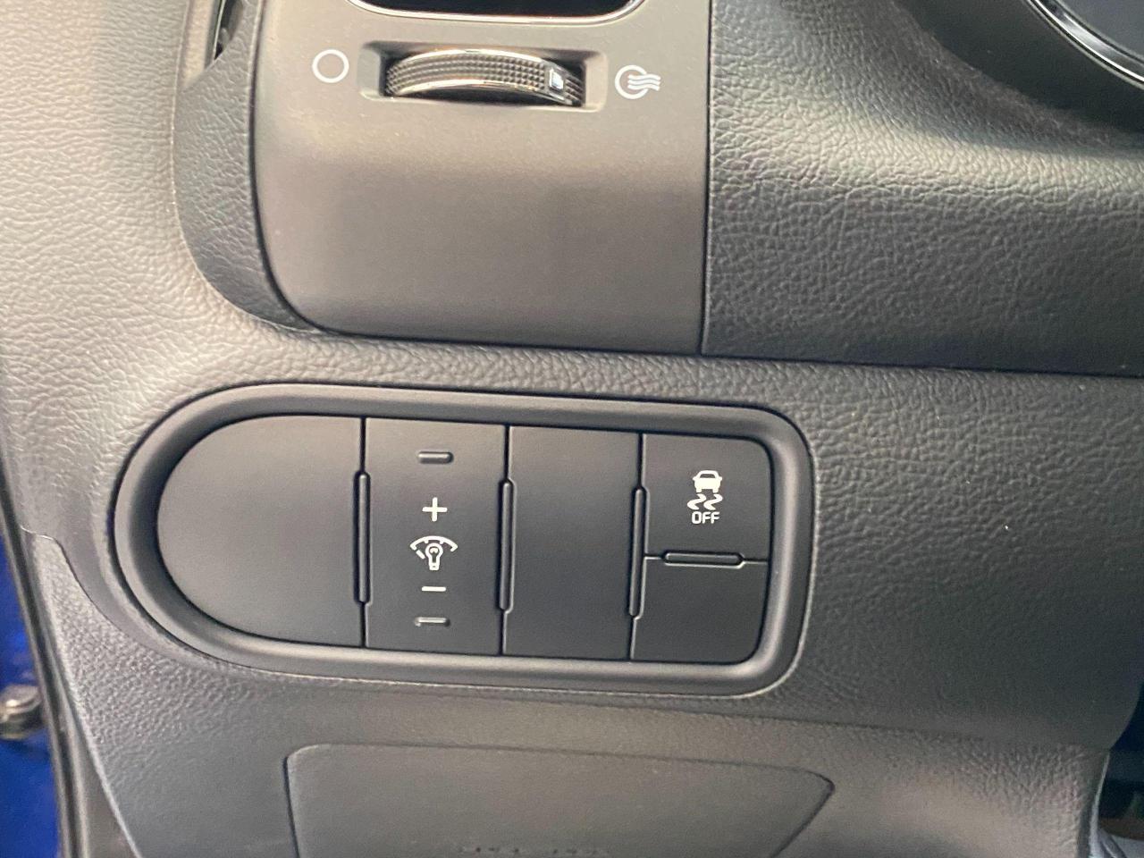 2017 Kia Forte LX+New Tires & Brakes+Bluetooth+A/C+ACCIDENT FREE - Photo #32