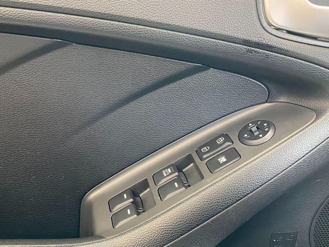 2017 Kia Forte LX+New Tires & Brakes+Bluetooth+A/C+ACCIDENT FREE - Photo #33