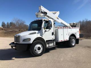 2008 Freightliner M2 Business Class BUCKET TRUCK - Photo #1