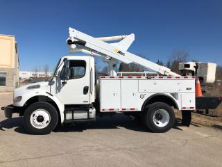 2008 Freightliner M2 Business Class BUCKET TRUCK - Photo #2