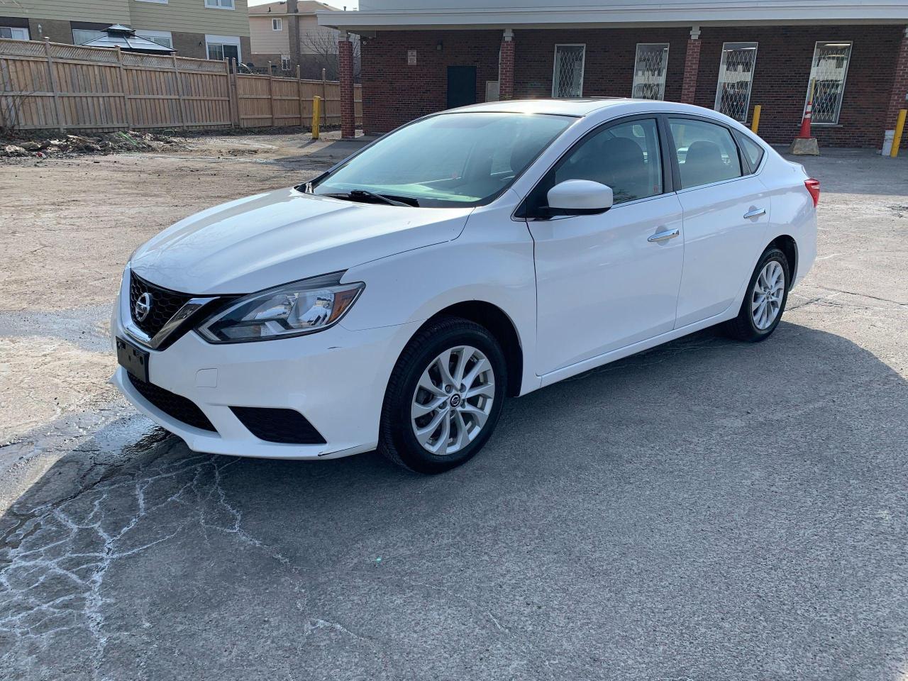 2016 Nissan Sentra SV WITH NAVIGATION AND SUNROOF - Photo #1