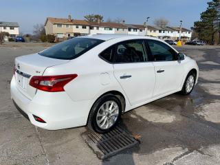 2016 Nissan Sentra SV WITH NAVIGATION AND SUNROOF - Photo #5