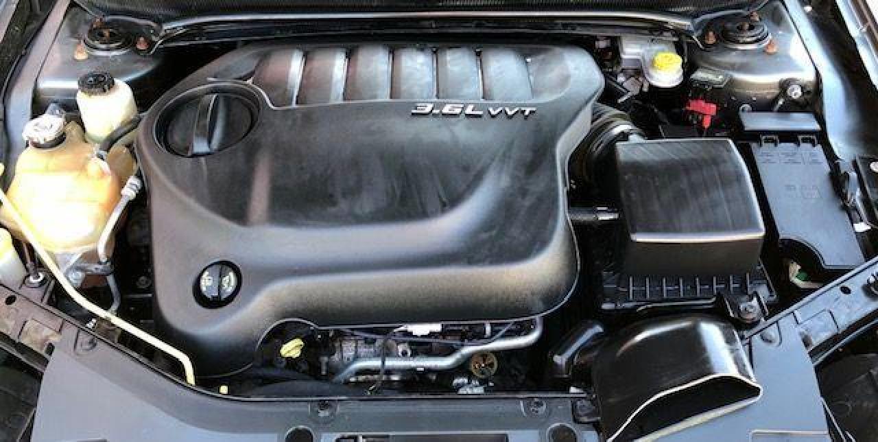 2013 Chrysler 200 LIMITED-ALL CREDIT ACCEPTED Photo