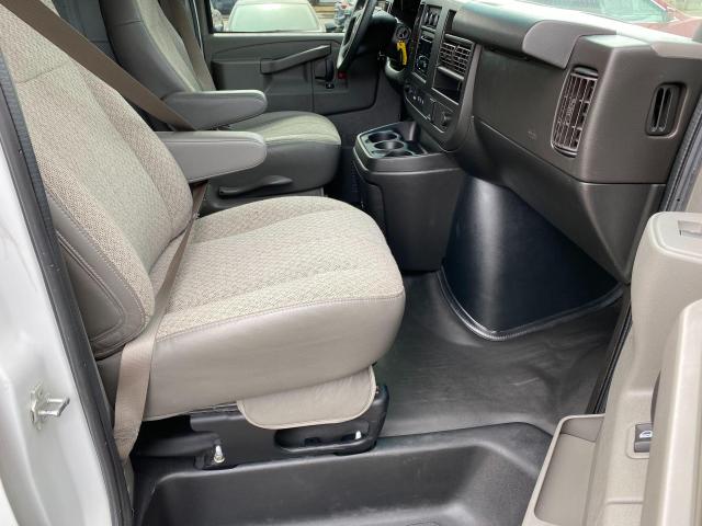 2019 GMC Savana 2500 Cargo 6.0L V8 Extended+Camera+ACCIDENT FREE Photo20