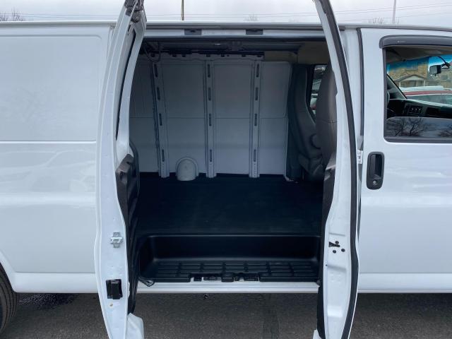 2019 GMC Savana 2500 Cargo 6.0L V8 Extended+Camera+ACCIDENT FREE Photo23