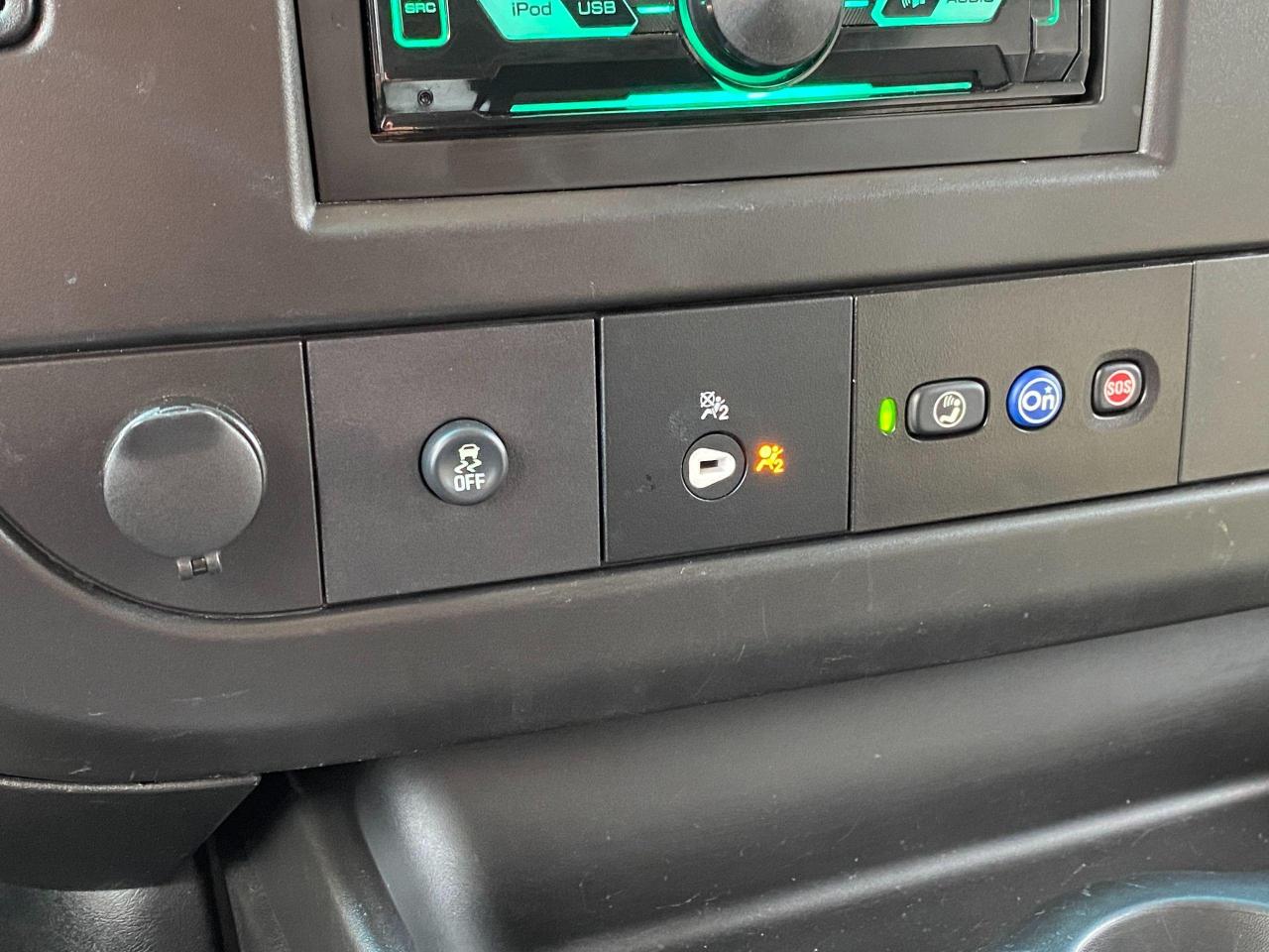 2019 GMC Savana 2500 Cargo 6.0L V8 Extended+Camera+ACCIDENT FREE Photo94