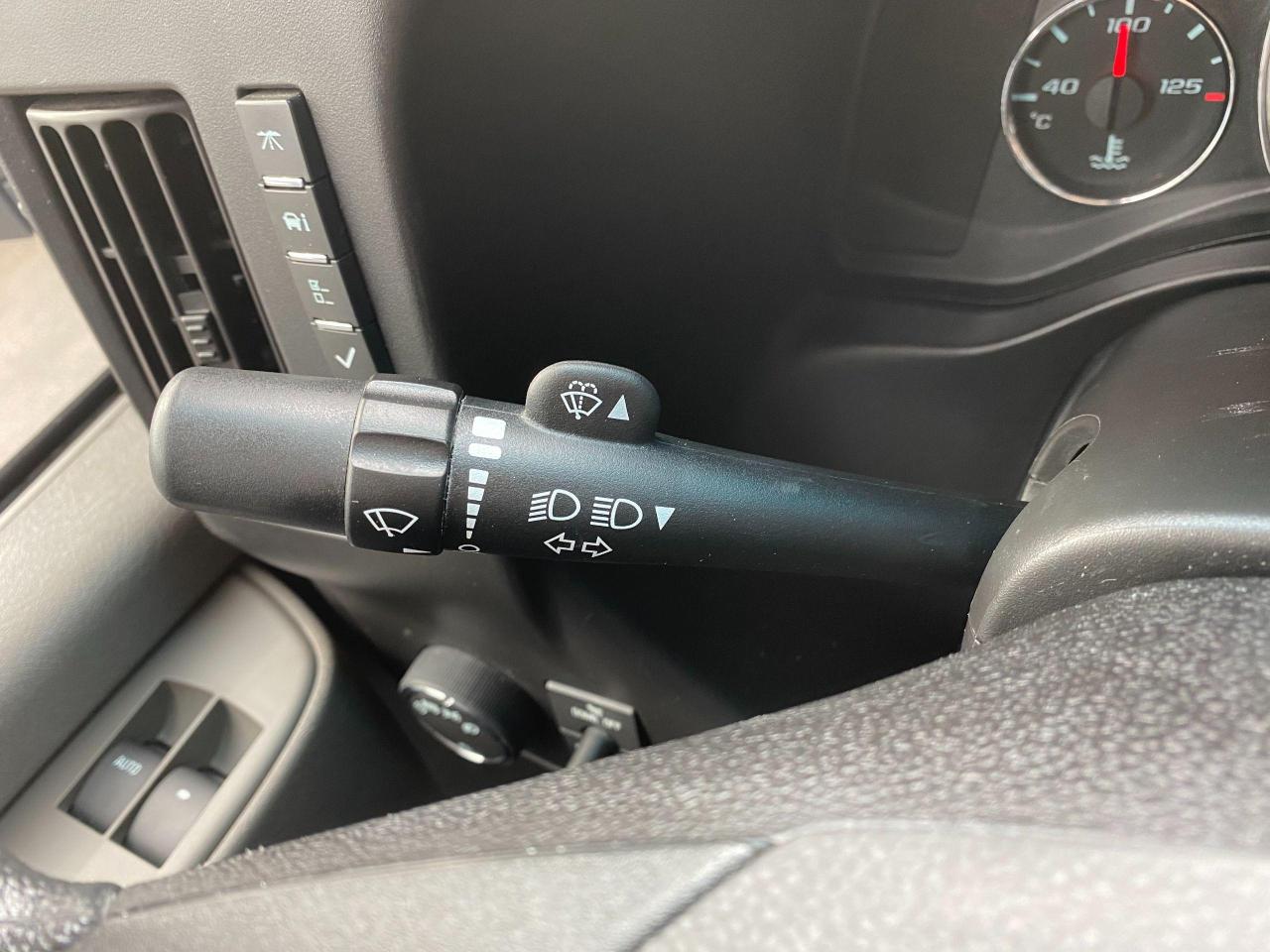 2019 GMC Savana 2500 Cargo 6.0L V8 Extended+Camera+ACCIDENT FREE - Photo #36
