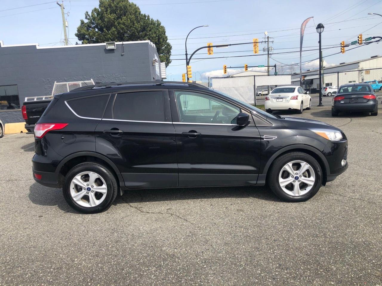 2014 Ford Escape SE - Photo #3
