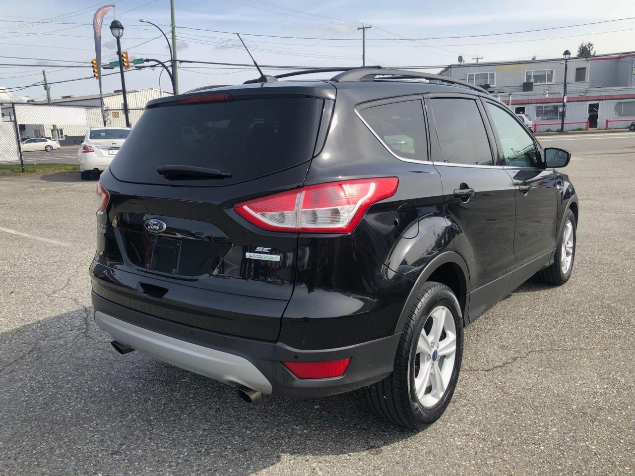2014 Ford Escape SE - Photo #5